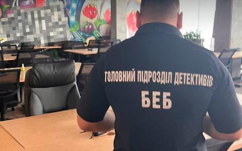 Відомому українському блогеру повідомили про підозру в ухиленні від сплати податків на суму понад 200 млн грн