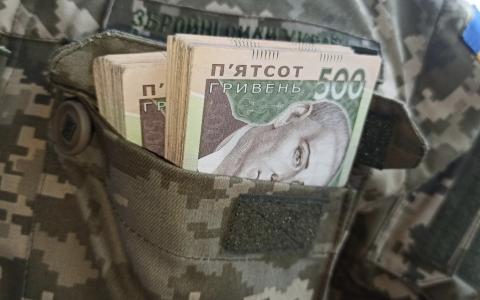 Гранти для ветеранів війни та других з їхнього подружжя: деталі програми та умови участі
