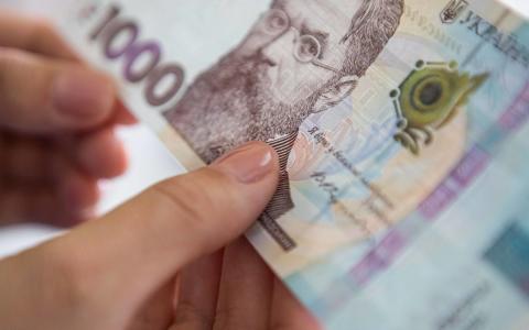 З 1 грудня кожному українцю повинні виплатити по 1000 гривень, – Володимир Зеленський