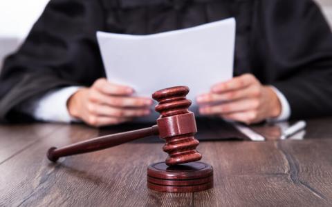 Щодо застосування таких заходів забезпечення позову як заборона відчуження та вчинення реєстраційних дій