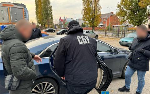 Адвокату з Полтавщини повідомлено про підозру у перешкоджанні законній діяльності ЗСУ