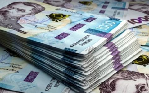 Видатки держбюджету на 2025 рік збільшено на 50 млрд грн - половина піде на доплату вчителям та інвестиційні проєкти у сфері освіти