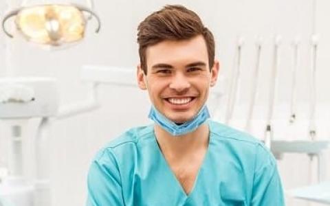 Фахівці стоматології зможуть отримати бронь від мобілізації: у правила бронювання внесли зміни