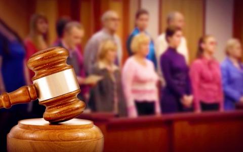 Верховна Рада в першому читанні підтримала законопроєкт про запровадження в Україні суду присяжних