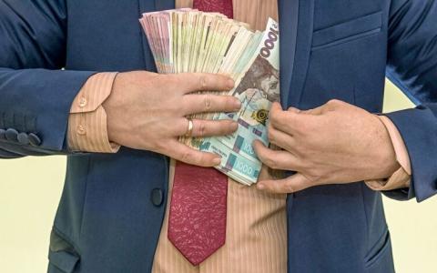 В Україні ухвалили закон про реформу оплати праці держслужбовців - деталі документу