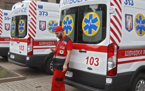 "Швидка" допомога в Україні: коли можна викликати медиків та за який час вони мають приїхати?