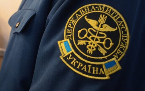 "Забув" задекларувати будинок: судитимуть очільника Державної митної служби