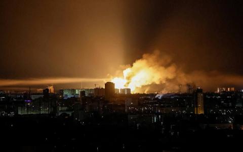 14 балістичних ракет та 250 ударних БПЛА: ворог масштабно атакував Україні, найбільше постраждав Київ