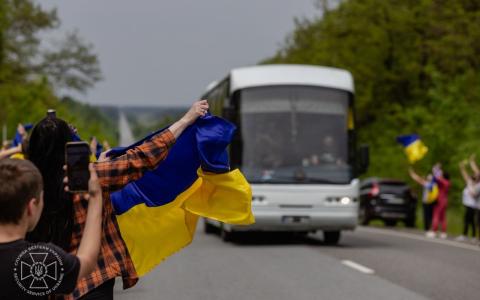 З полону звільнили ще 303 українців – це заключний етап масштабного обміну "1000 на 1000"