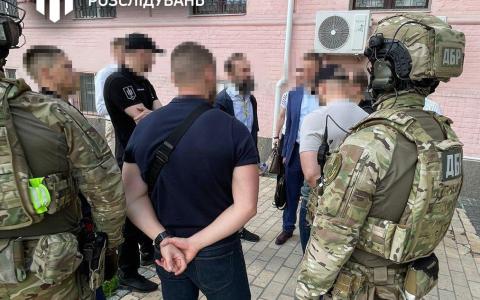 ДБР затримало ексзаступника голови Вищого господарського суду України Артура Ємельянова