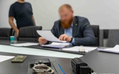 Обкрадали світові підприємства: затримано учасника хакерського угруповання, що перебував у розшуку ФБР США