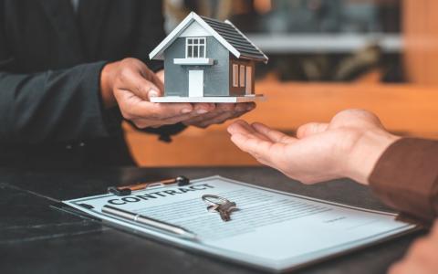 Форма договору оренди для субсидії внутрішньо-переміщеним особам: правда і міфи