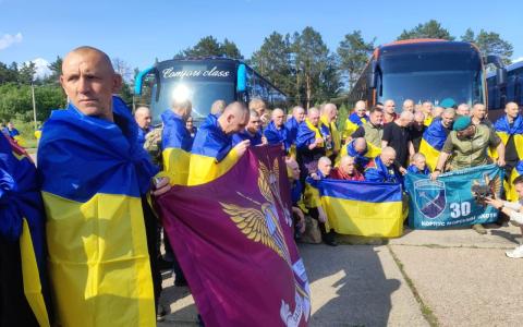 Україна та росія провели наступний етап великого обміну: додому повернулись важкопоранені та тяжкохворі полонені