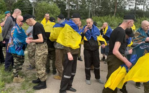 Відбувся п'ятий етап обміну полоненими: в Україну повернулись воїни ЗСУ, Нацгвардії, Держприкордонслужби