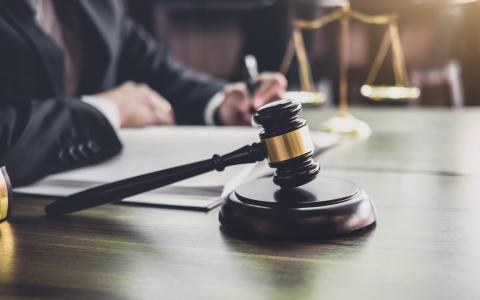 Родини зниклих безвісти за особливих обставин отримали право на безоплатну допомогу зі зверненням до суду