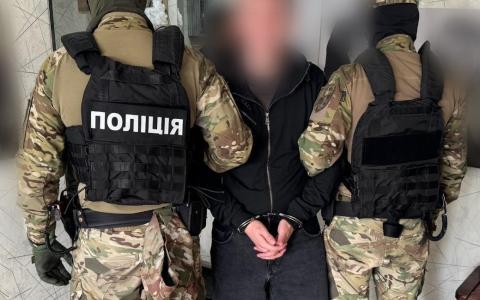 Нацполіція ліквідувала злочинну організацію, яка щомісячно заробляла 20 млн грн на наркоторгівлі