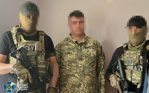 СБУ затримала майора-зрадника у Повітряних силах, який готував удари по F-16 та Mirage 2000