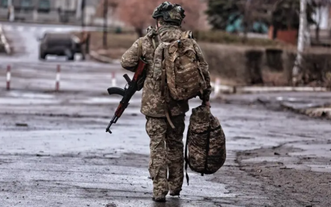 СЗЧ мають змогу повернутися на службу зі збереженням статусу та усіх виплат до 30 серпня - ДБР