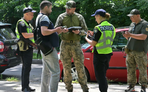 Затримання або доставлення до ТЦК «порушника» правил військового обліку