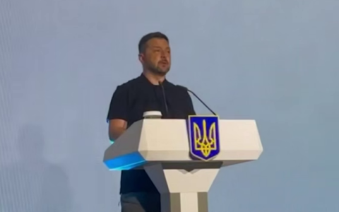 Виїзд за кордон чоловіків до 22 років та зимова вступна кампанія для студентів - заяви Зеленського