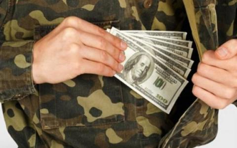 Військовослужбовці офіційно зможуть повідомляти про факти корупції в армії без ризику для себе - законопроект