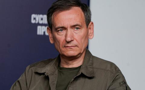 Веніславський анонсував законопроект, яким дозволять виїзджати за кордон чоловікам віком до 22 років