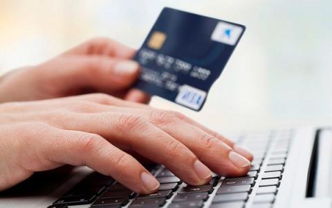 Карткові перекази відтепер будуть під пильним контролем: що змінилося з жовтня