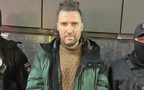Суд взяв під варту водія Мерседеса, який побив велосипедиста у Києві