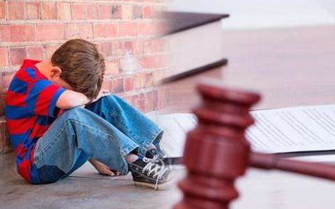 Оспорювання «оформлення» свого батьківства