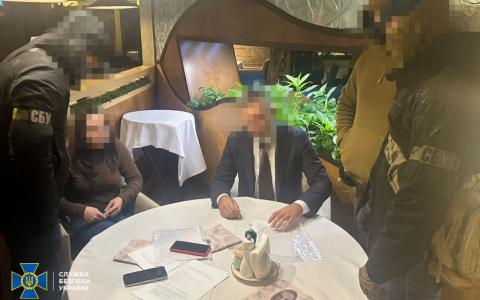 СБУ та Нацполіція затримали у Києві лідера однієї з розпущених політпартій при отриманні хабара у розмірі $160 тис