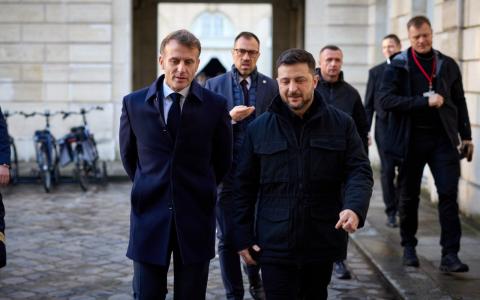 Зеленський і Макрон підписали «історичну угоду» щодо посилення оборони України