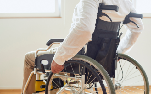 Послуги без черги: де закон гарантує пріоритет людям з інвалідністю