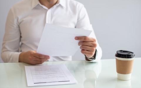 Щодо підстав для розірвання договору довічного утримання