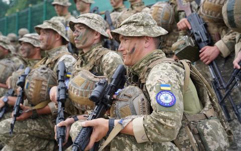 Як іноземним добровольцям отримати статус УБД: права та алгоритм розповіли у Міноборони