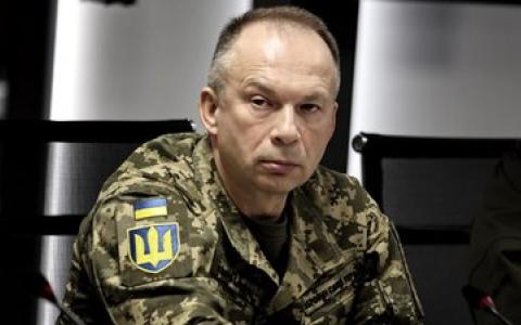 Фортифікації, загородження, "антидроновий" захист та підготовка населених пунктів до оборони: Сирський провів нараду