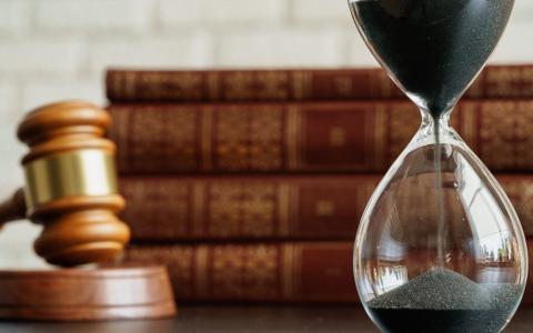 Про початок перебігу строку звернення до адміністративного суду