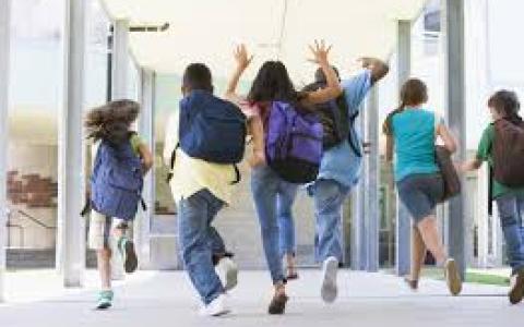 Уряд затвердив перелік небезпечних предметів, заборонених у школах