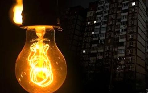 В Україні стартувала програма "СвітлоДім" для підтримки енергонезалежності багатоквартирних будинків: деталі програми