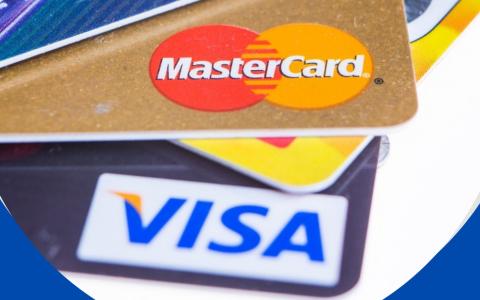 Чи має працівник право самостійно обрати спосіб отримання заробітної плати та вимагати її виплати на конкретний рахунок