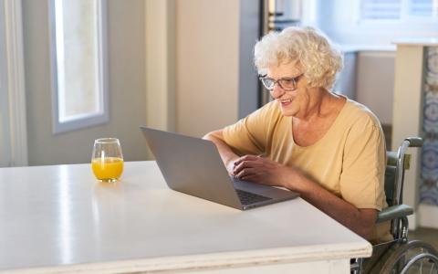 Пенсіонерам, яким необхідно пройти ідентифікацію або підтвердити неотримання виплат від рф надіслані відповідні повідомлення