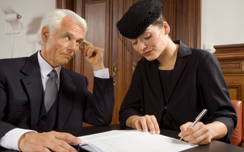 Борги у спадок: що робити, якщо разом зі спадщиною успадкували фінансові зобов’язання?