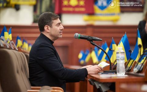 ТЦК та СП не мають права силоміць затримувати, утримувати громадян чи вилучати у них особисті речі, - Омбудсман