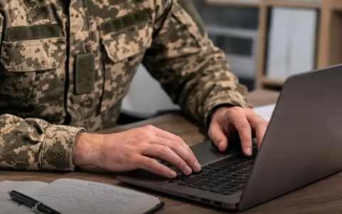 Довіреність, заповіт та розпорядження військовослужбовці можуть посвідчити без нотаріуса: це зробити має право командир