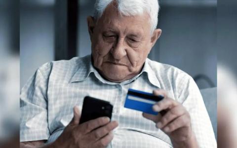 До 1 квітня частині пенсіонерів потрібно підтвердити неотримання виплат від рф: кому саме і як це зробити?