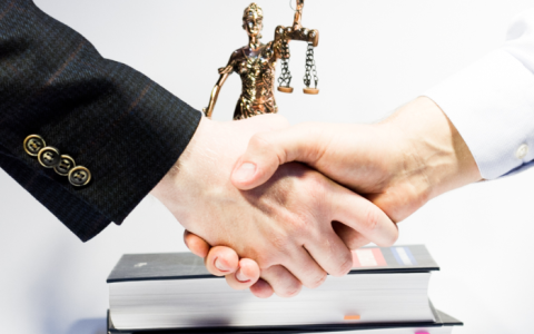 Юридичний супровід як опора для рішень у бізнесі