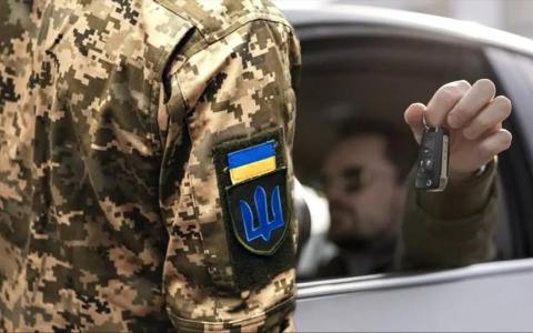 Обмеження водійських прав за порушення правил військового обліку: статистика судових справ