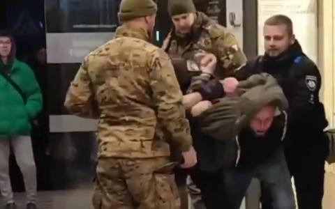 Депутати пропонують заборонити ТЦК проводити "силову мобілізацію" - до ВР подано відповідний законопроект