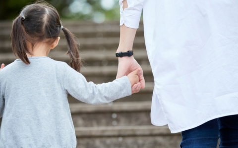 Тимчасова допомога «Дитина не одна»: хто і як може отримати?