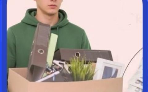 Чи може роботодавець затримати розрахунок, якщо працівник не підписав «обхідний лист»?