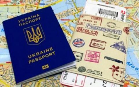 Юридичні права українців у Європі: дозвіл на проживання, робота та возз'єднання сім'ї